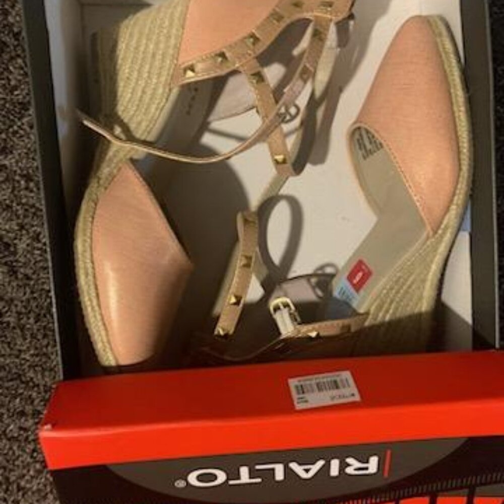 Rialto Shoes